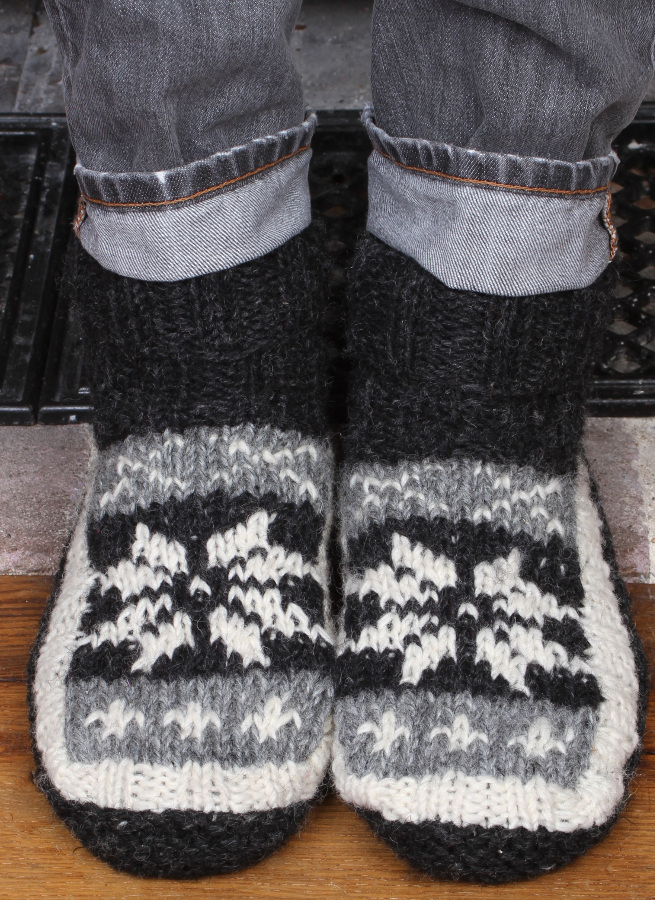 Mens Snowflake Lined Slipper Socks - Charcoal - Pachamama