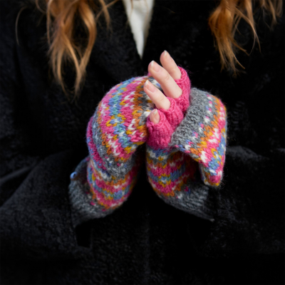 Iona Fingerless Mittens - Pink