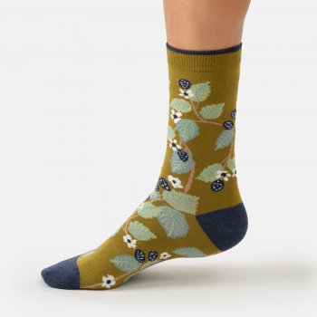 Thought Blackberry Bramble Organic Cotton Crew Socks - Chartreuse- UK 4-7